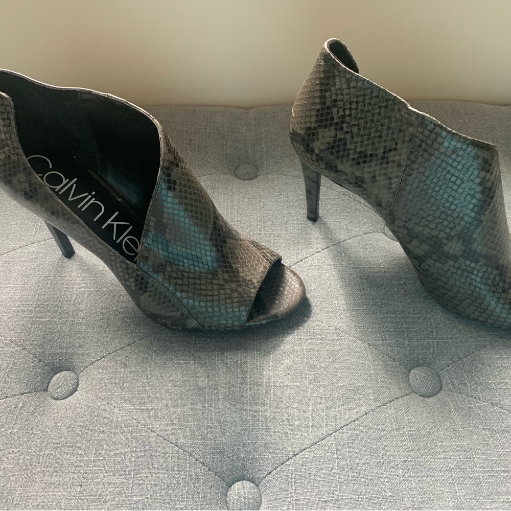 Calvin Klein Black Snakeskin Heels